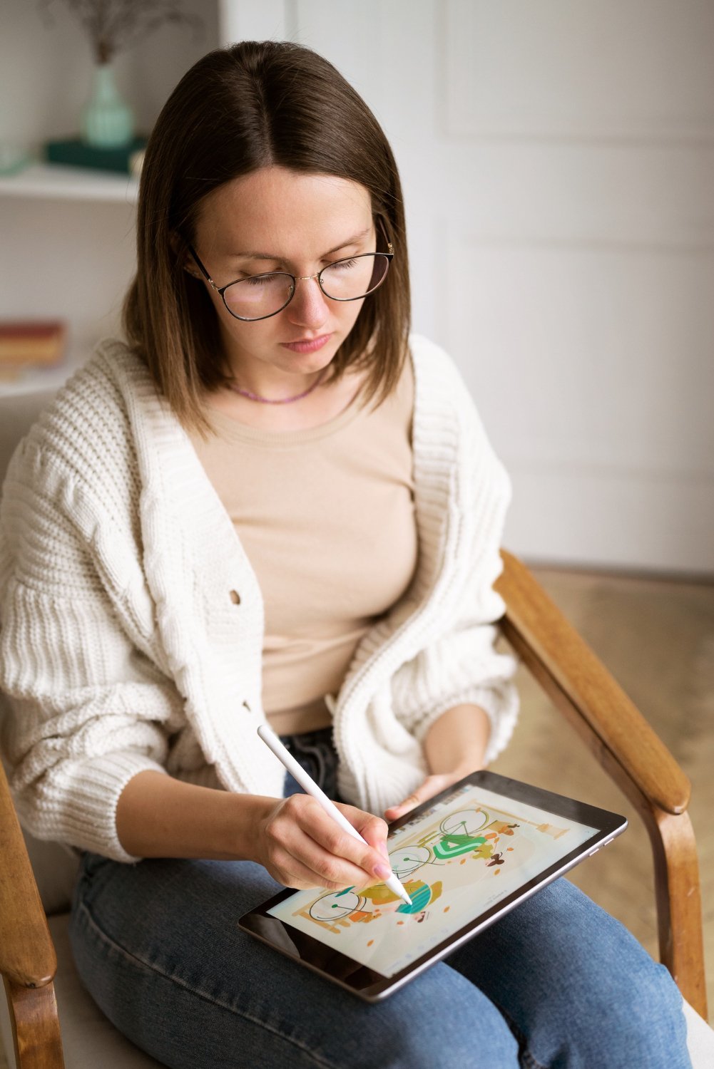 Lady Drawing